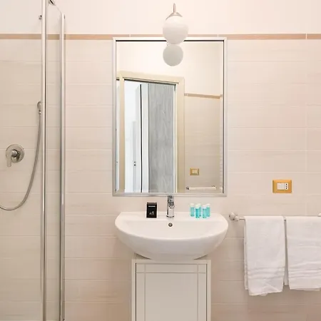 Idyllia - Spacious Bright Flat רומא