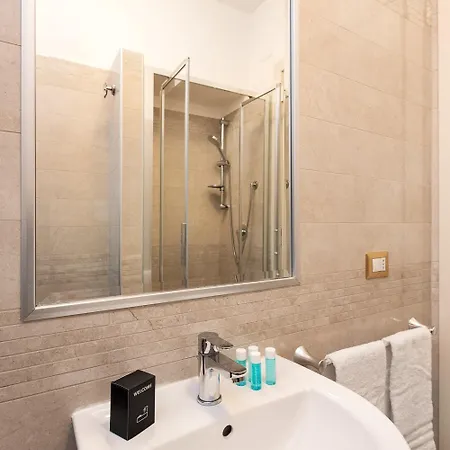 Idyllia - Spacious Bright Flat דירה רומא