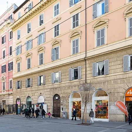 Idyllia - Spacious Bright Flat Apartment