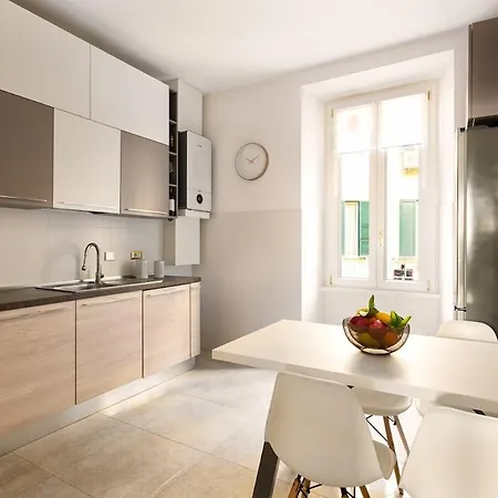 아파트 Idyllia - Spacious Bright Flat *